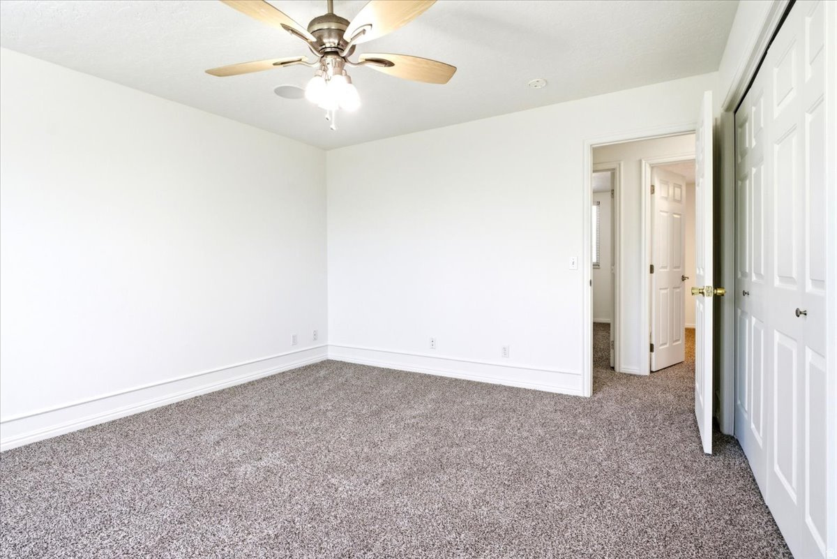 OQUIRRH SHADOWS - Residential