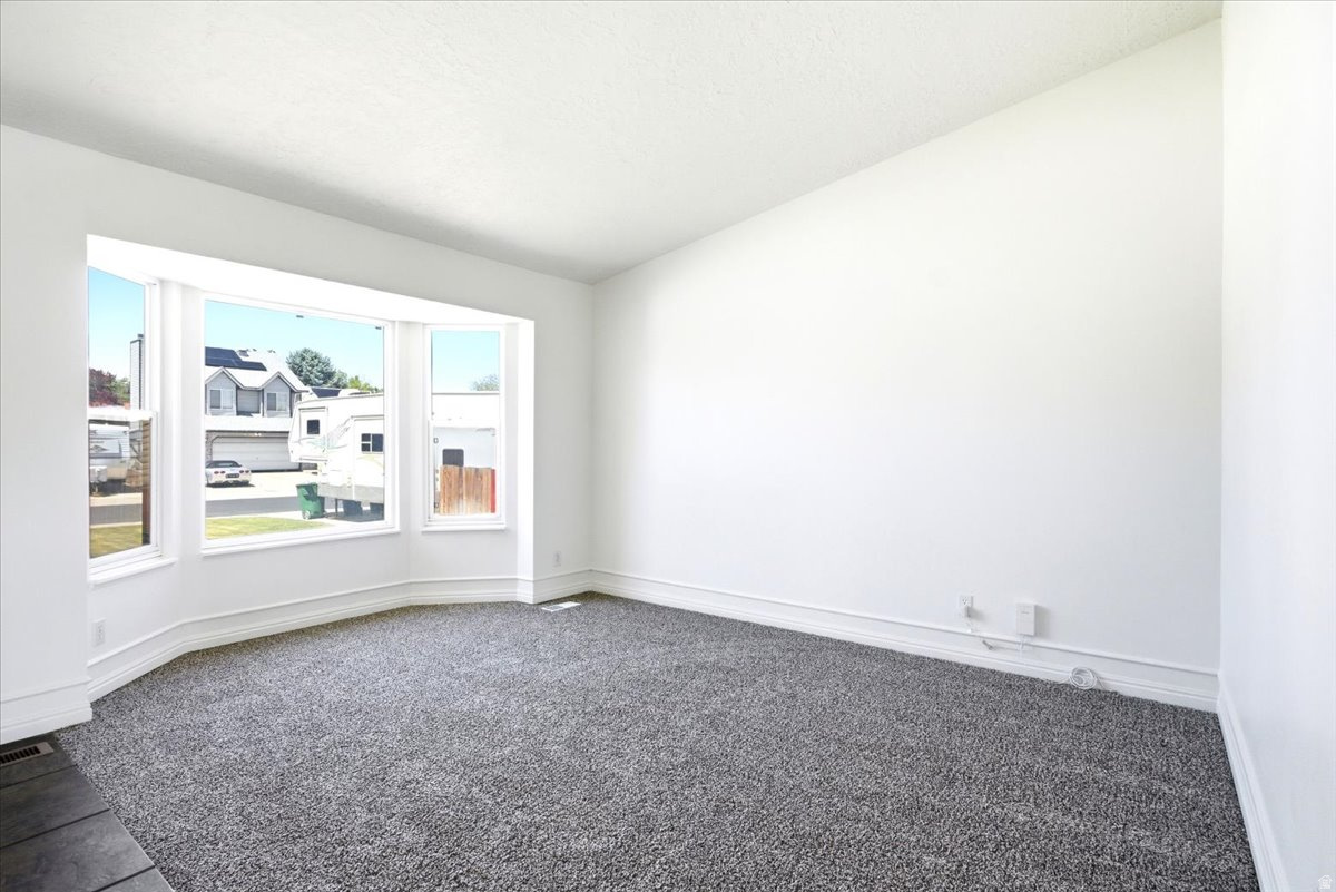 OQUIRRH SHADOWS - Residential