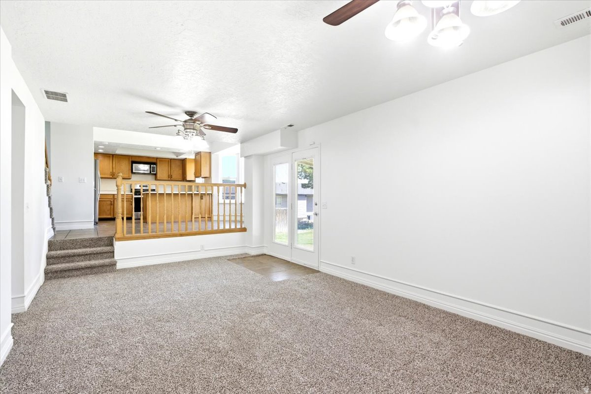 OQUIRRH SHADOWS - Residential