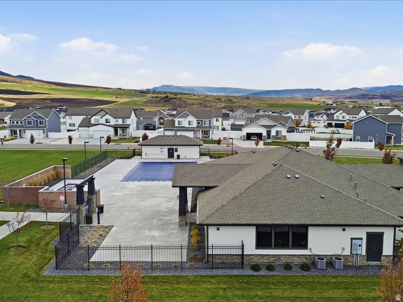 ELK MOUNTAIN - Residential