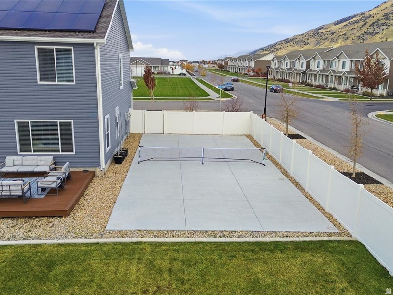 ELK MOUNTAIN - Residential