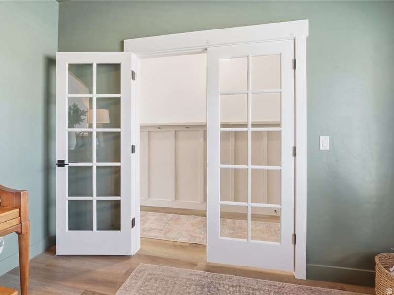 ELK MOUNTAIN - Residential