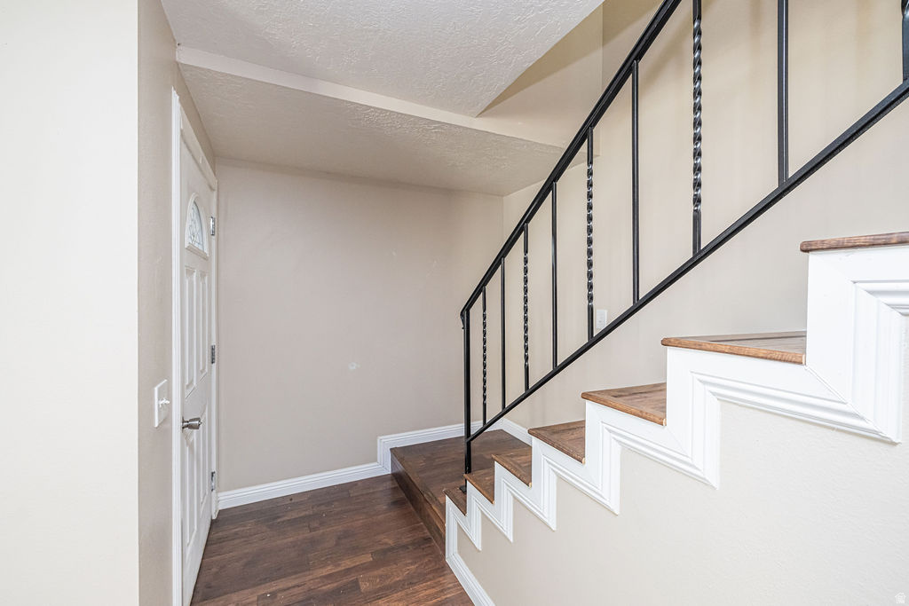 SUNDOWNER CONDOS - Residential