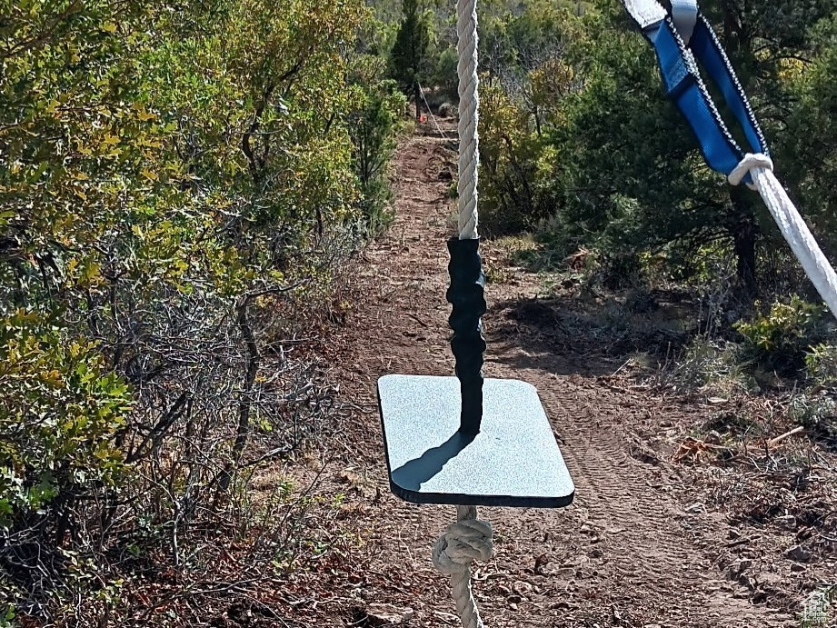 HIDEAWAY VALLEY SUBD - Land