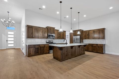 Tiny photo for 6070 S BUNDA WAY, Saint George, UT 84790 (MLS # 2120960)