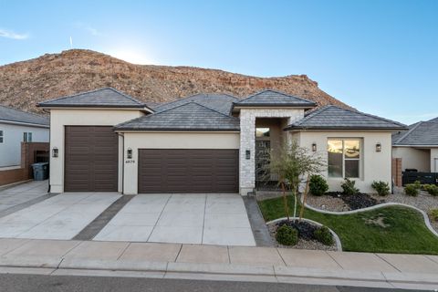 Tiny photo for 6070 S BUNDA WAY, Saint George, UT 84790 (MLS # 2120960)