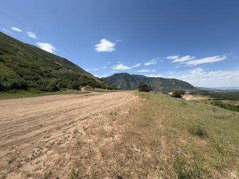 Tiny photo for 650 E 3600 S, Mapleton, UT 84664 (MLS # 2082759)