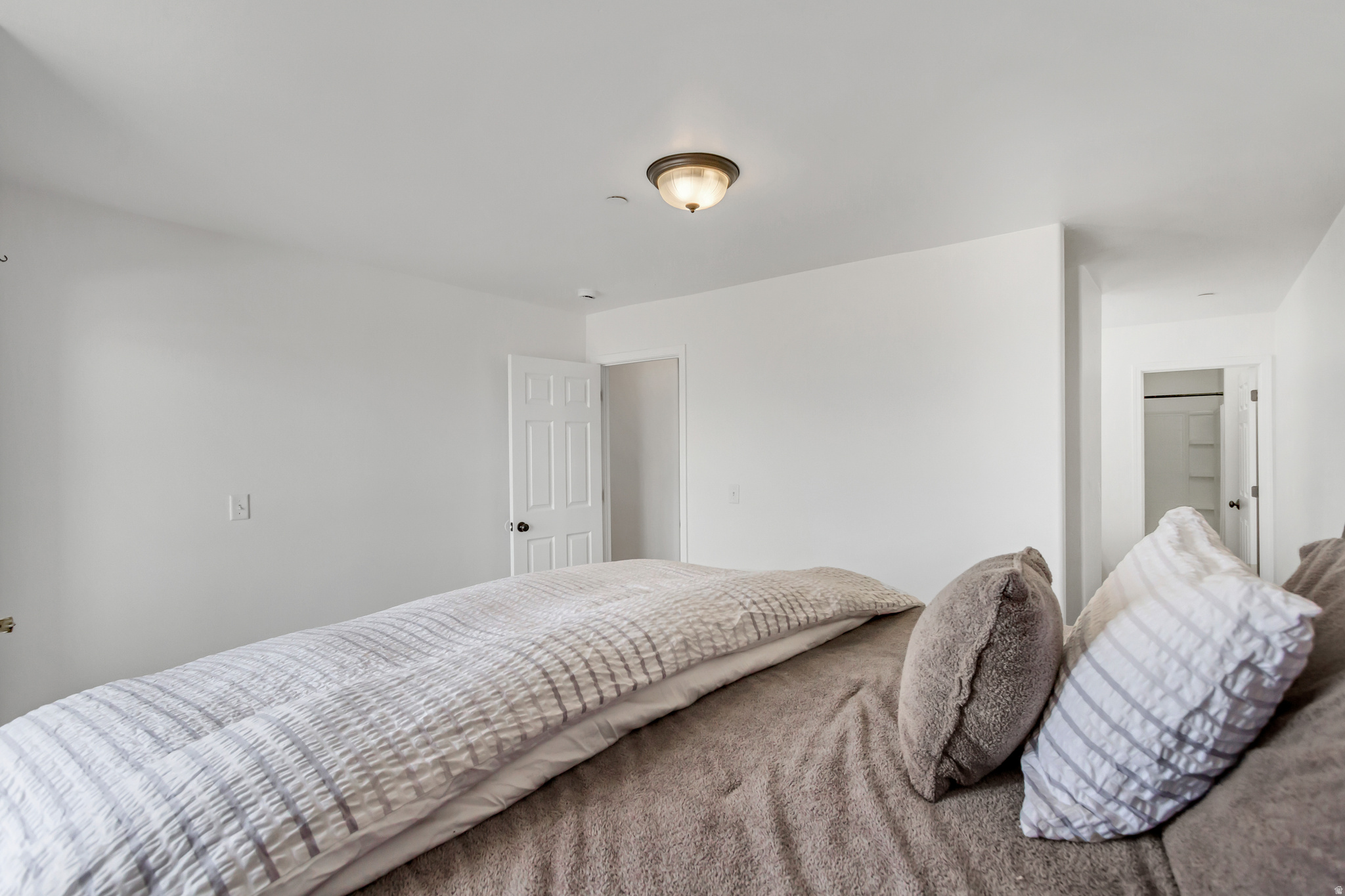 IVY SPRINGS CONDOMINIUM PHASE 10 - Residential