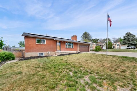 Tiny photo for 521 E 8045 S, Sandy, UT 84070 (MLS # 2156515)