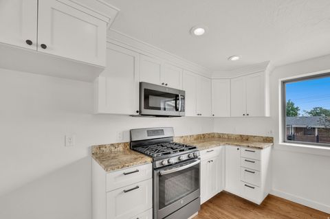 Tiny photo for 521 E 8045 S, Sandy, UT 84070 (MLS # 2156515)