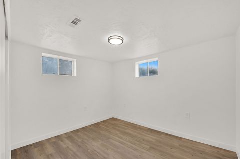 Tiny photo for 521 E 8045 S, Sandy, UT 84070 (MLS # 2156515)