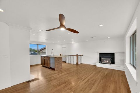 Tiny photo for 521 E 8045 S, Sandy, UT 84070 (MLS # 2156515)