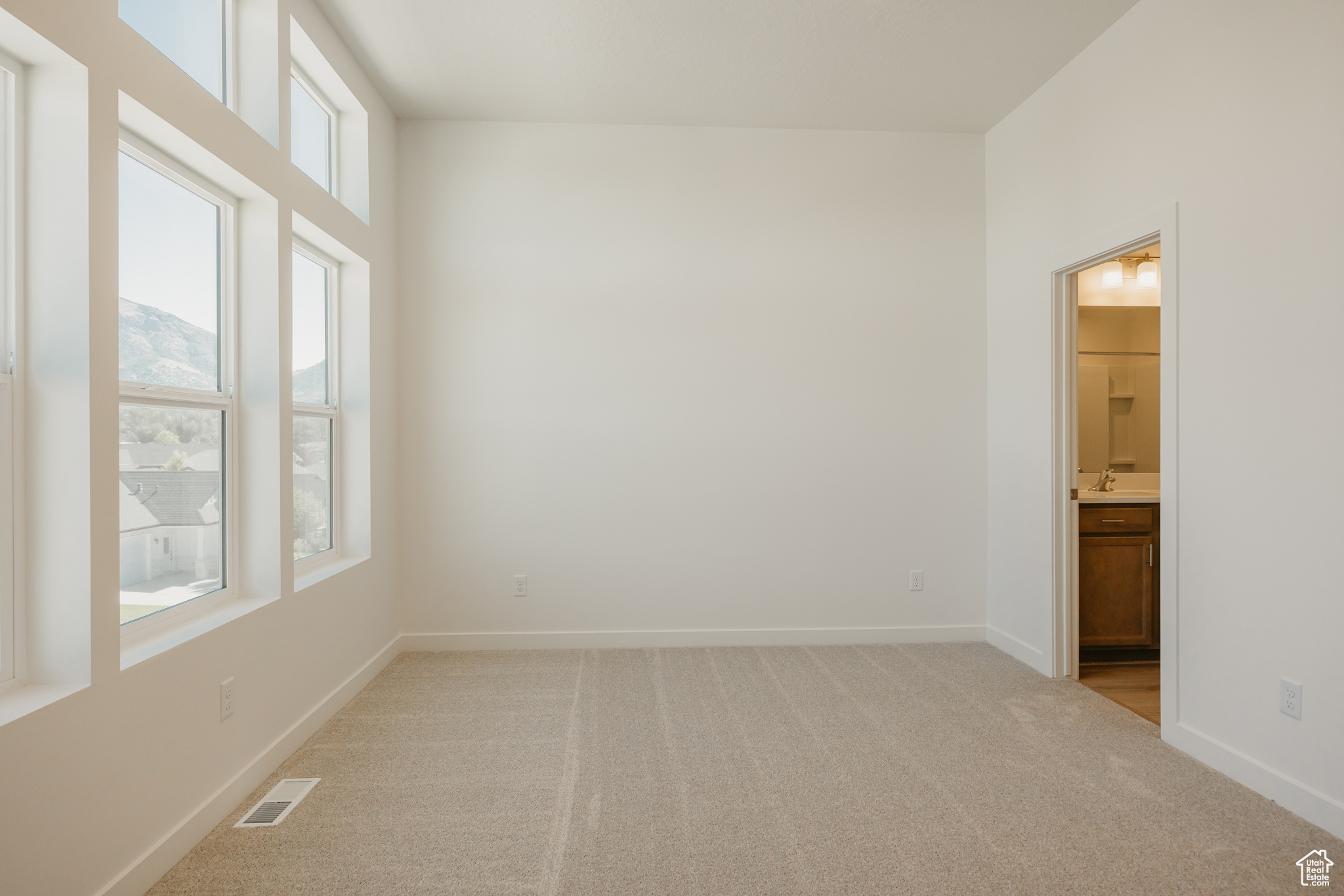 PROMINENCE POINT - Residential