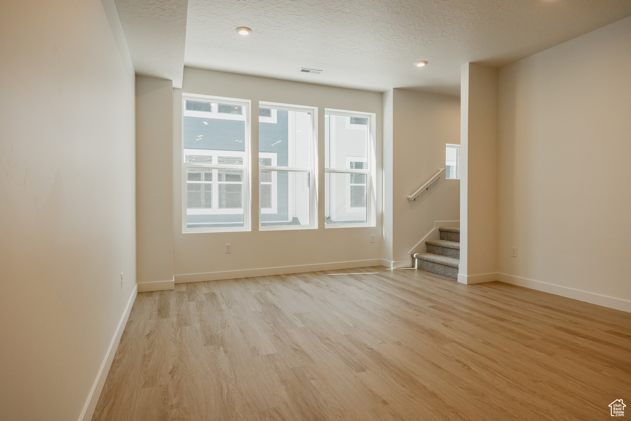 PROMINENCE POINT - Residential