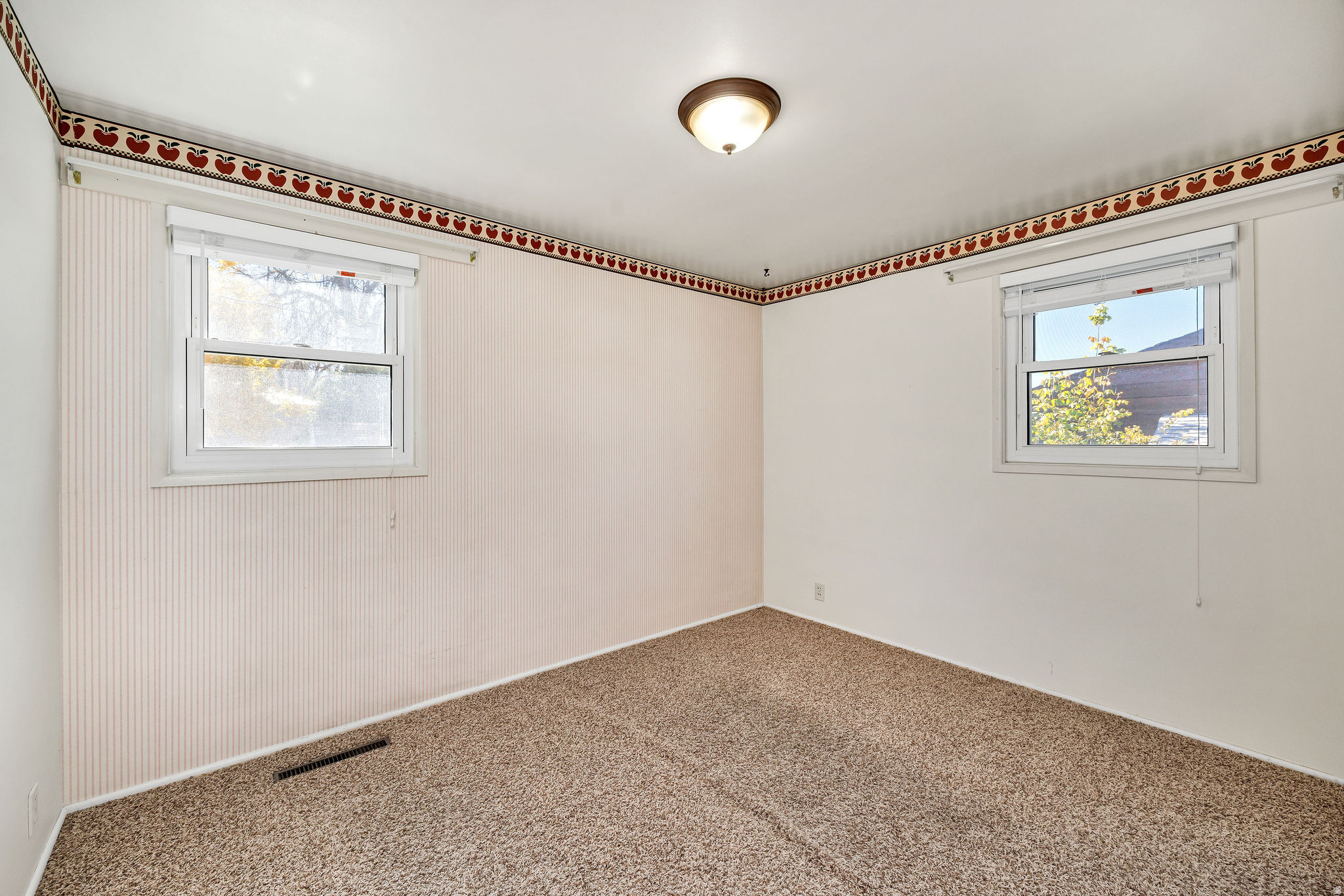 GREEN ACRES SUBD - Residential