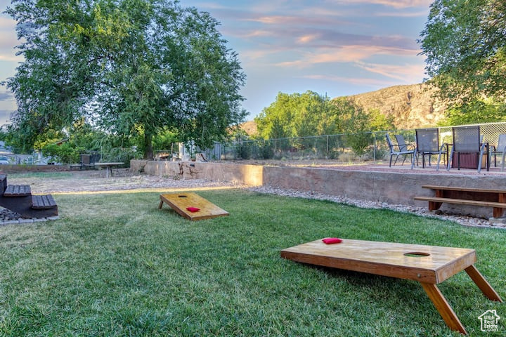 LA VERKIN TOWNSITE SUR BLK 3 - Residential