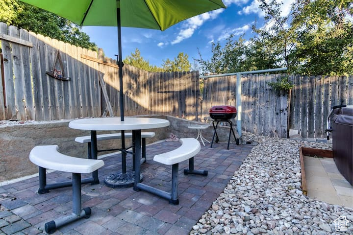 LA VERKIN TOWNSITE SUR BLK 3 - Residential