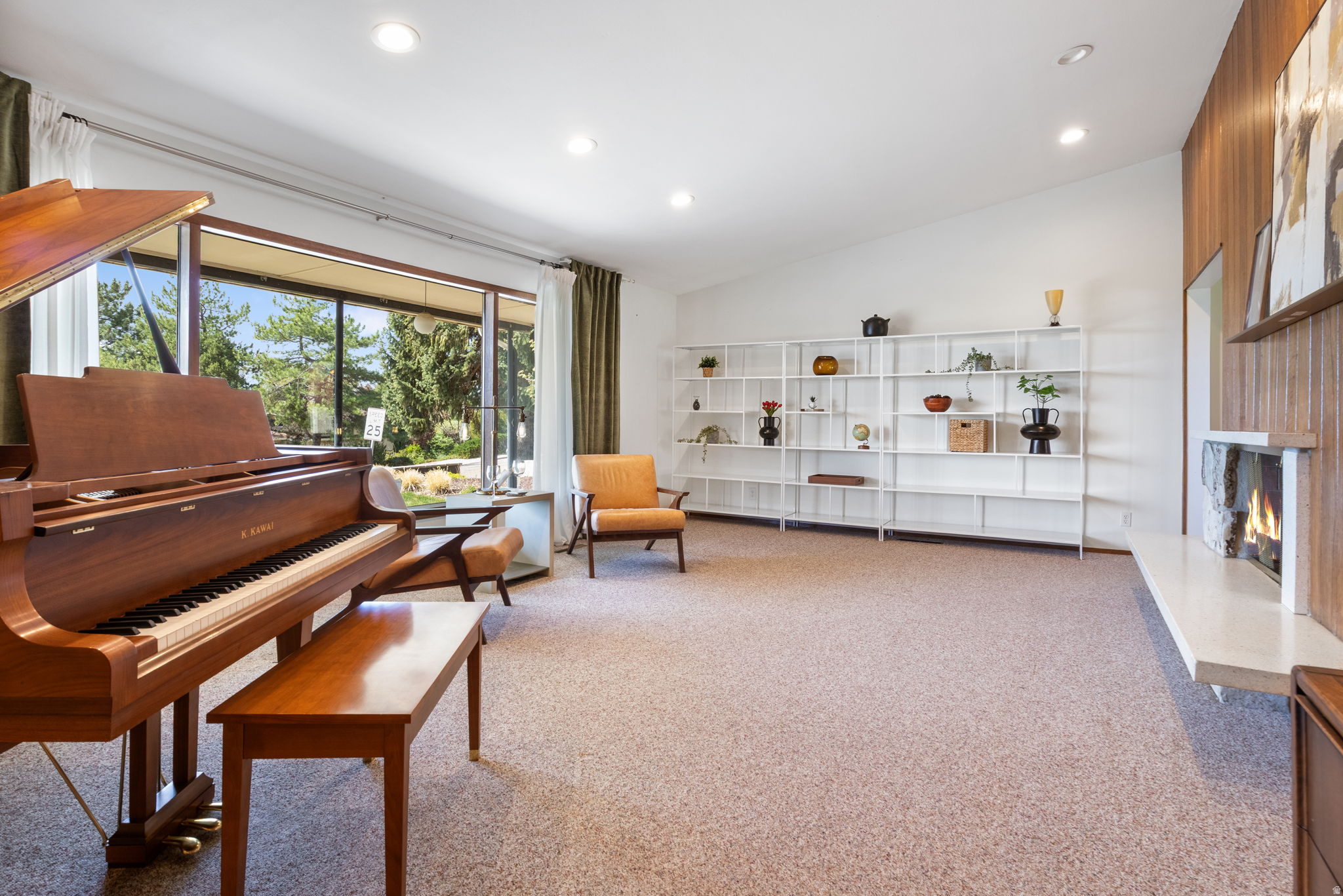 OAK HILLS - Residential