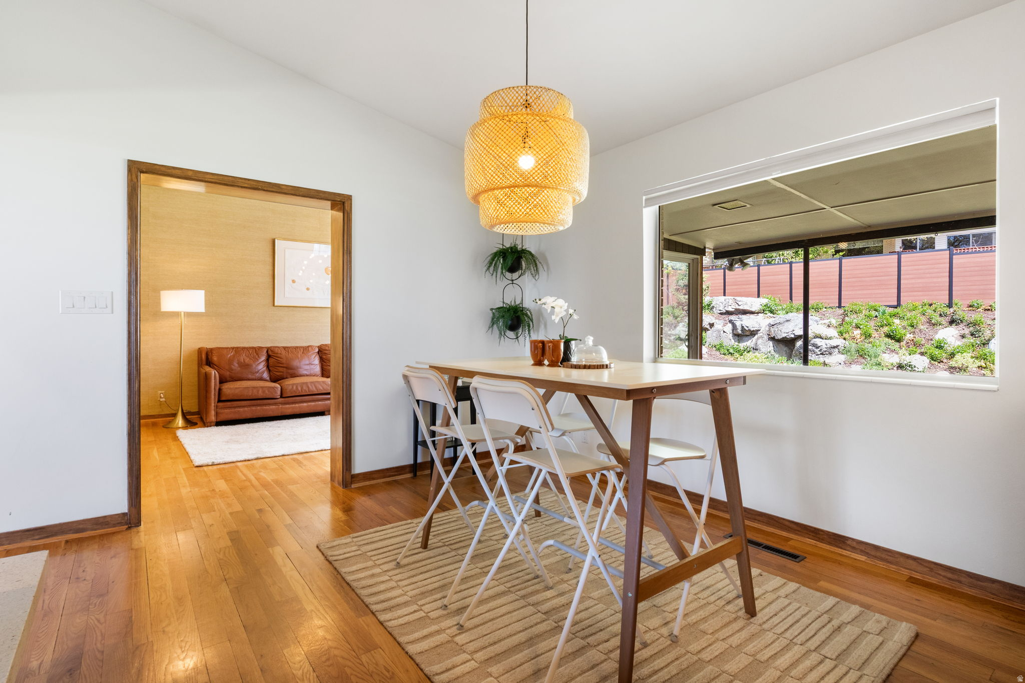 OAK HILLS - Residential