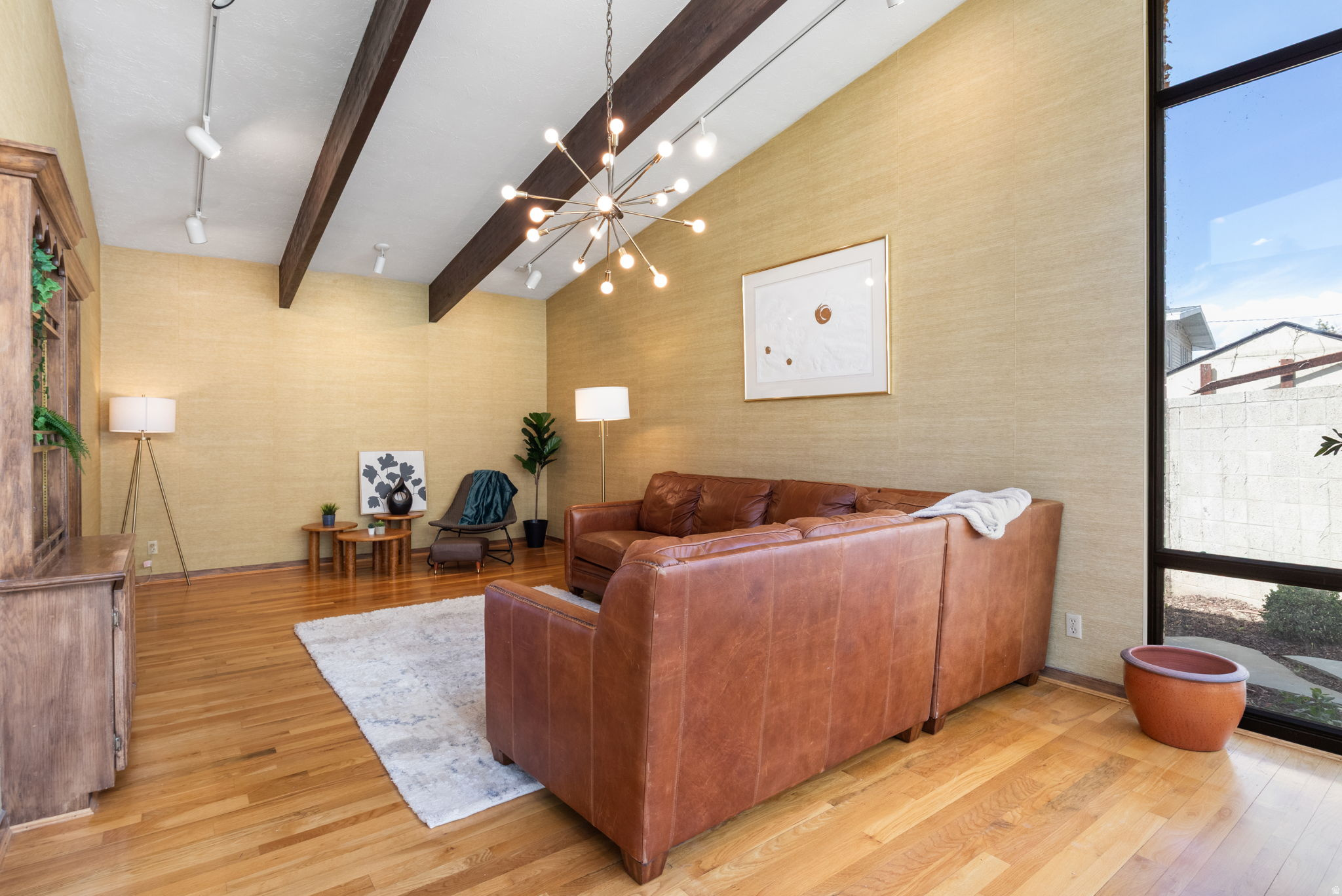 OAK HILLS - Residential