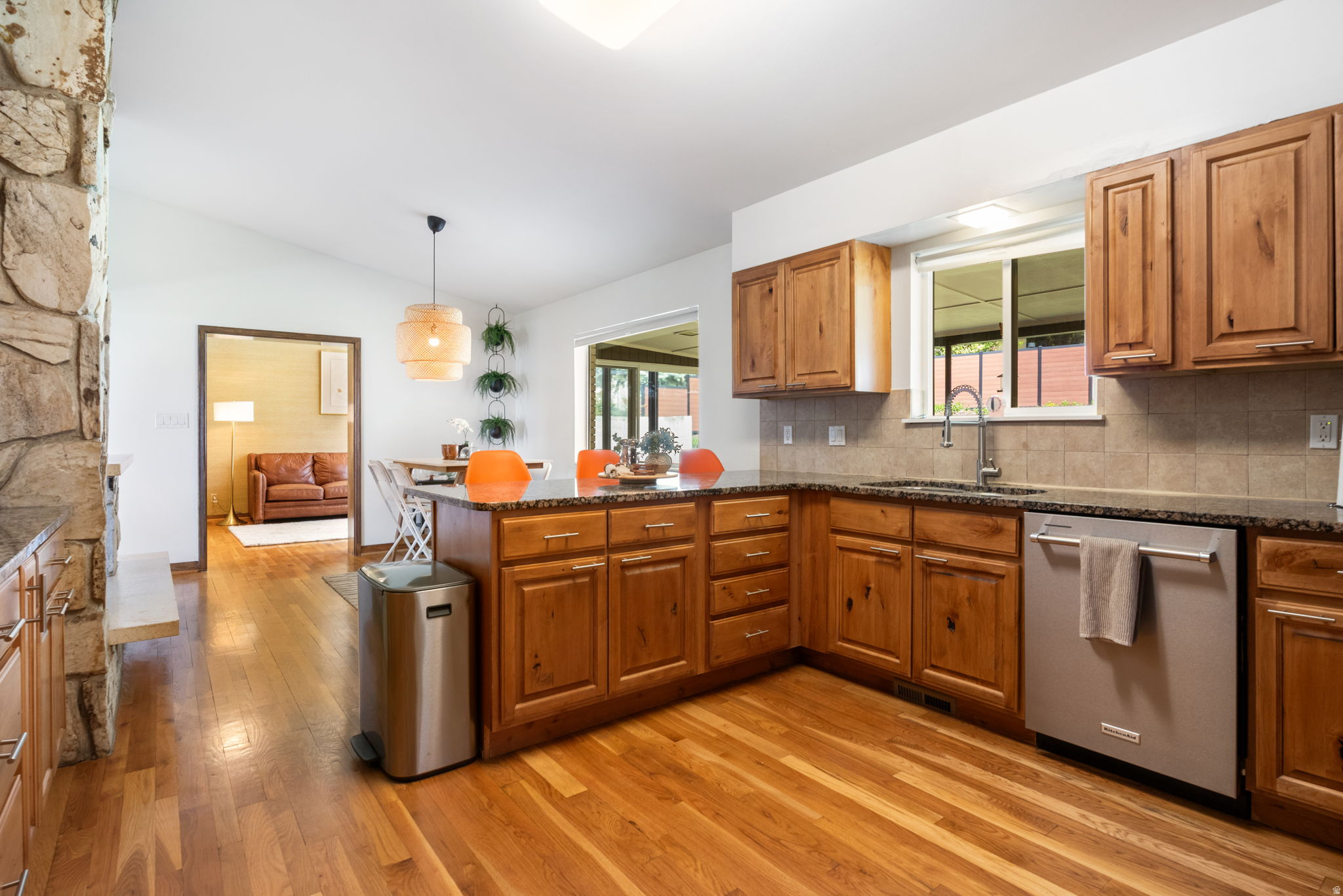 OAK HILLS - Residential