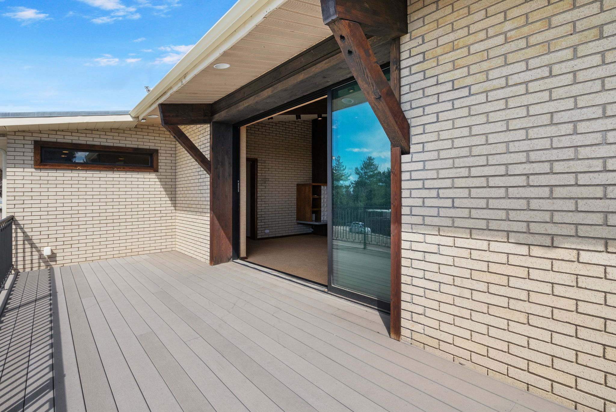 OAK HILLS - Residential