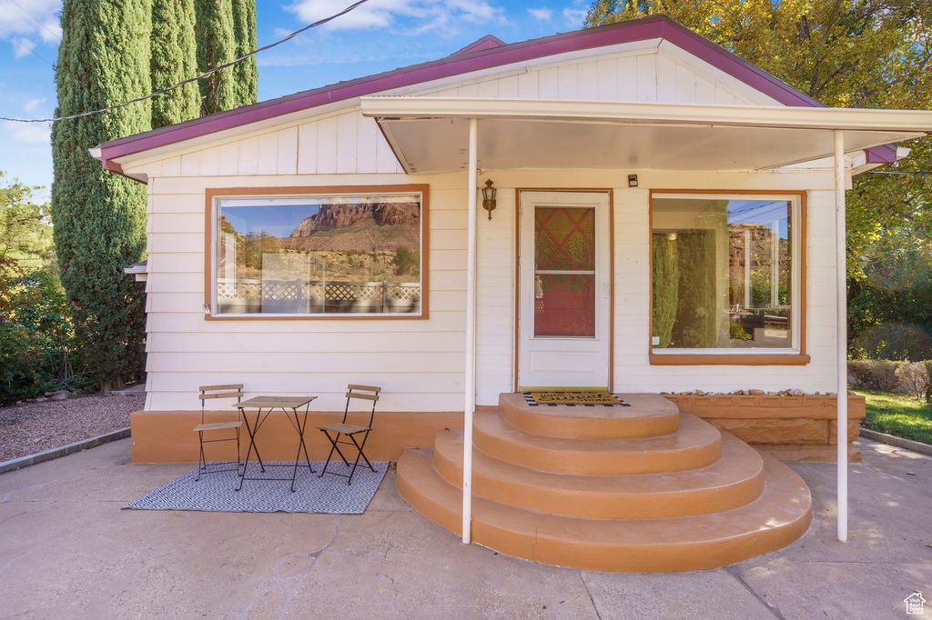 Photo of 336 E MAIN ST, Rockville, UT 84763 (MLS # 2116201)