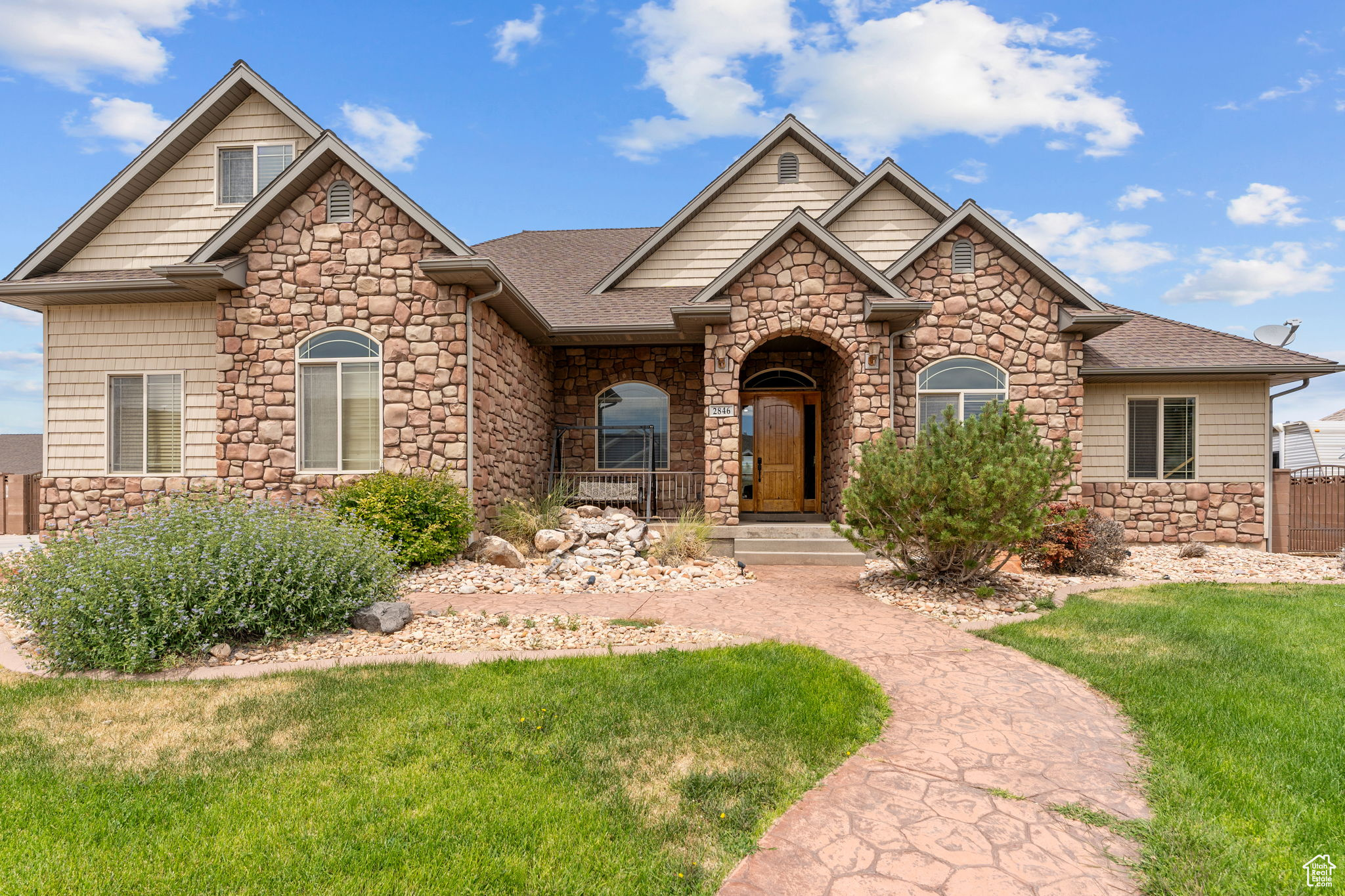 SUNSET CANYON ESTATES - Residential