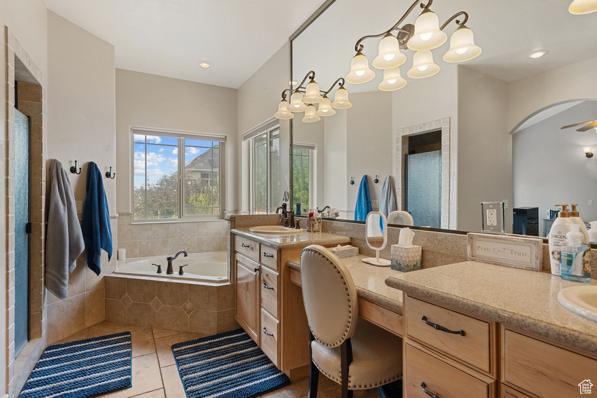SUNSET CANYON ESTATES - Residential