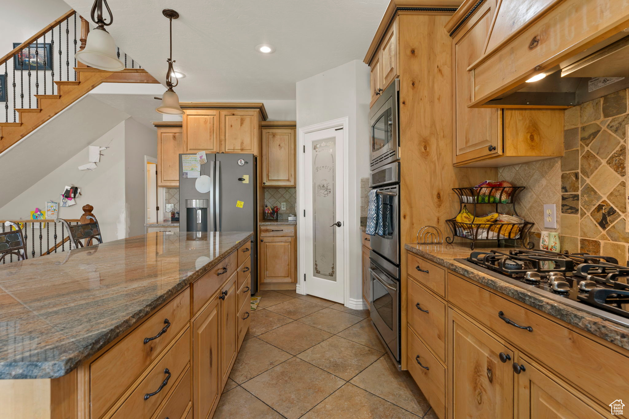 SUNSET CANYON ESTATES - Residential