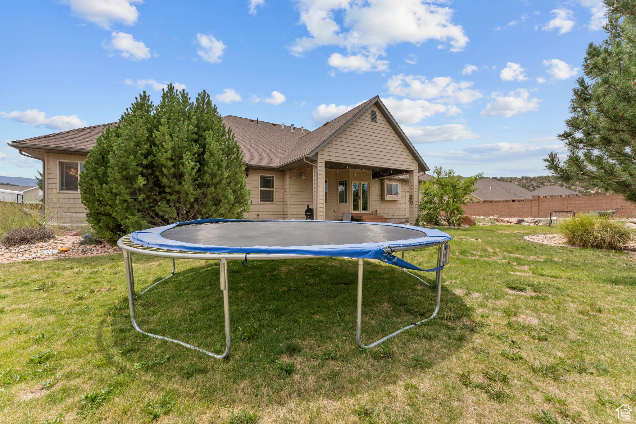 SUNSET CANYON ESTATES - Residential