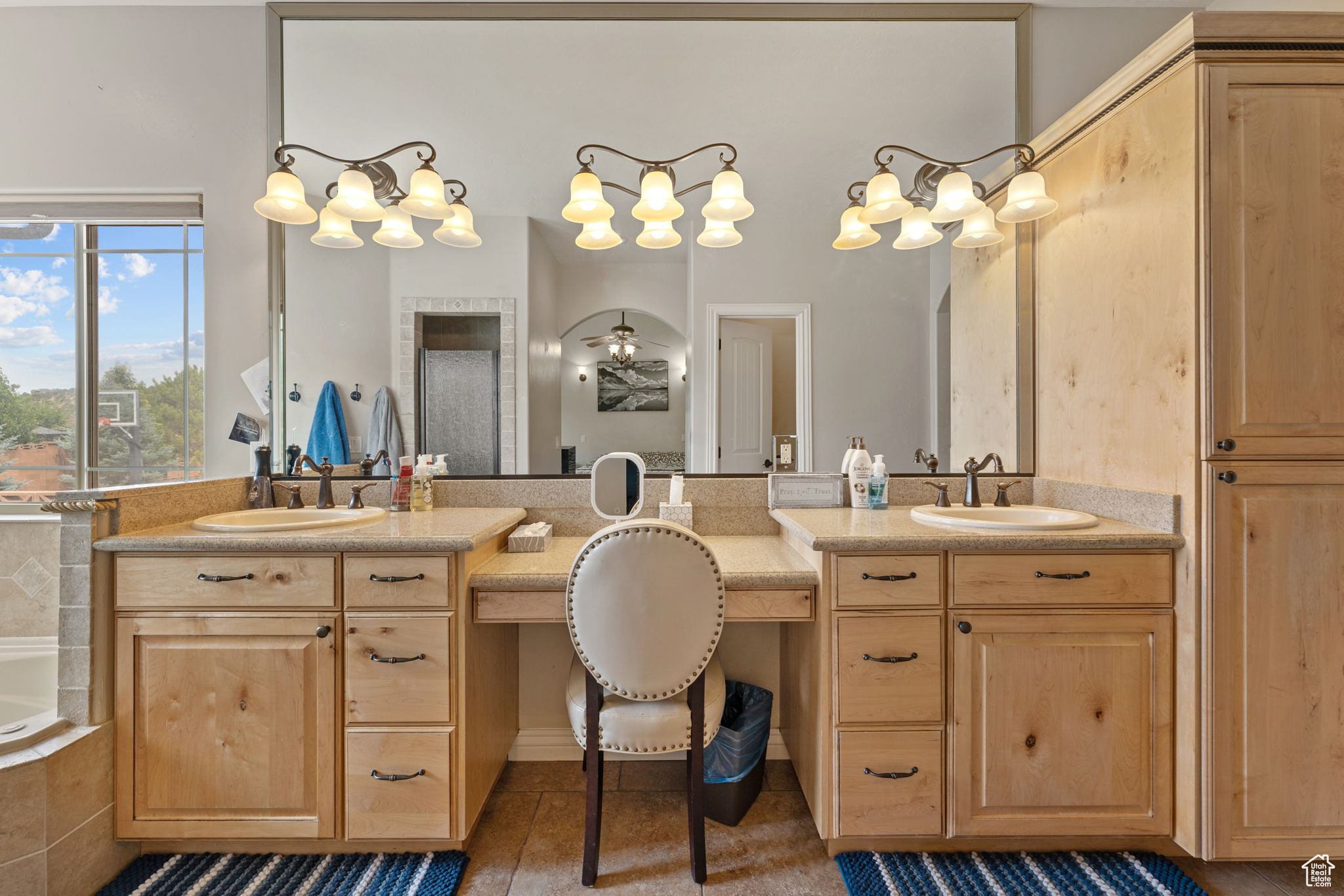 SUNSET CANYON ESTATES - Residential