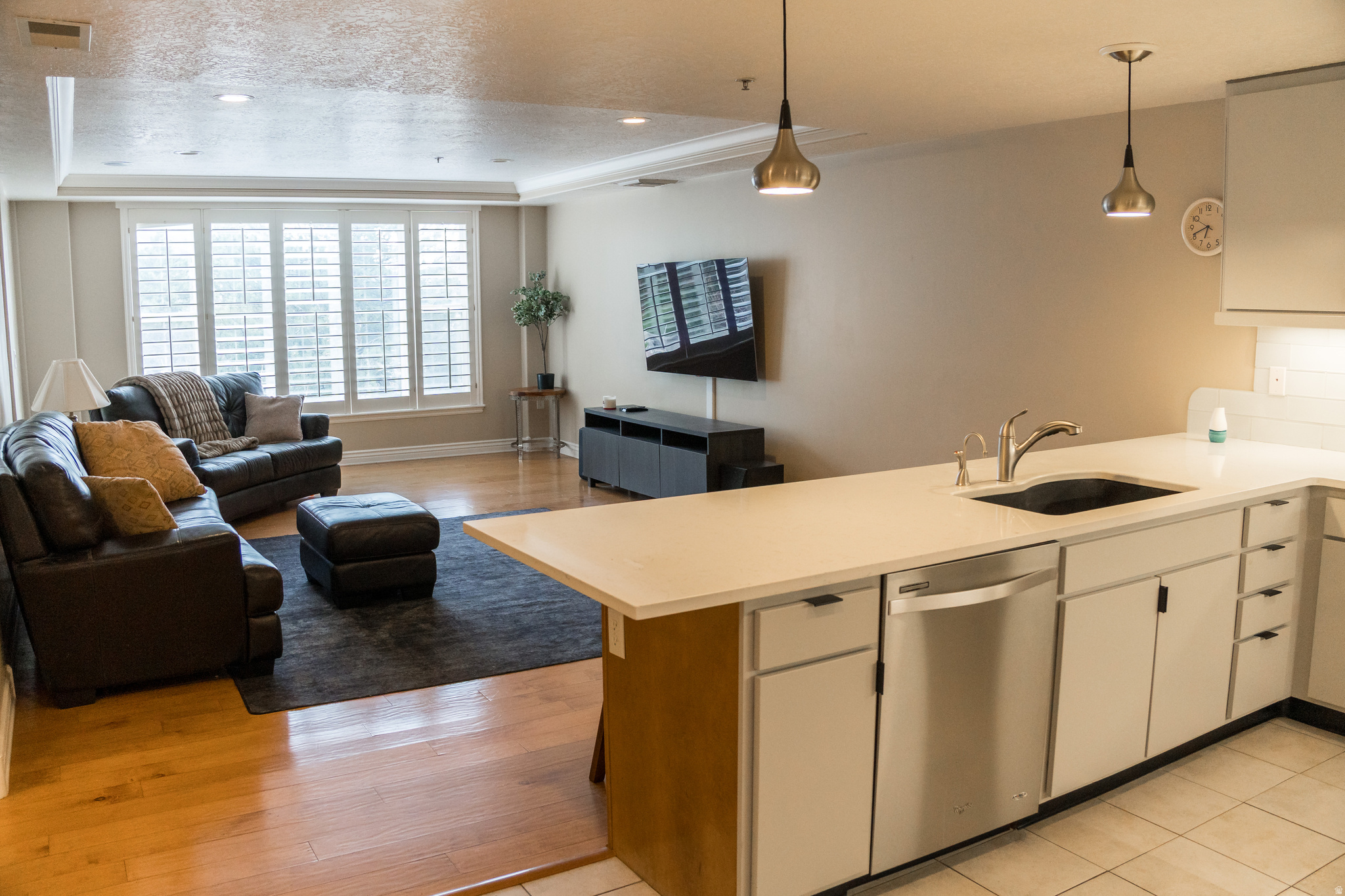 PRESIDENTIAL CLUB - Residential