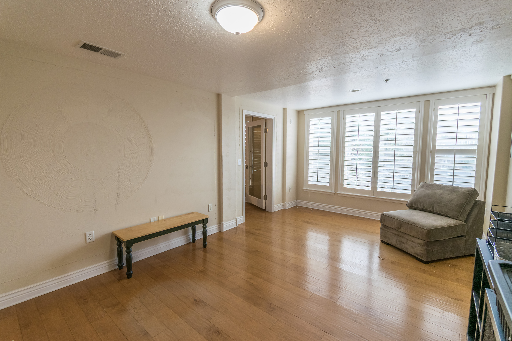 PRESIDENTIAL CLUB - Residential