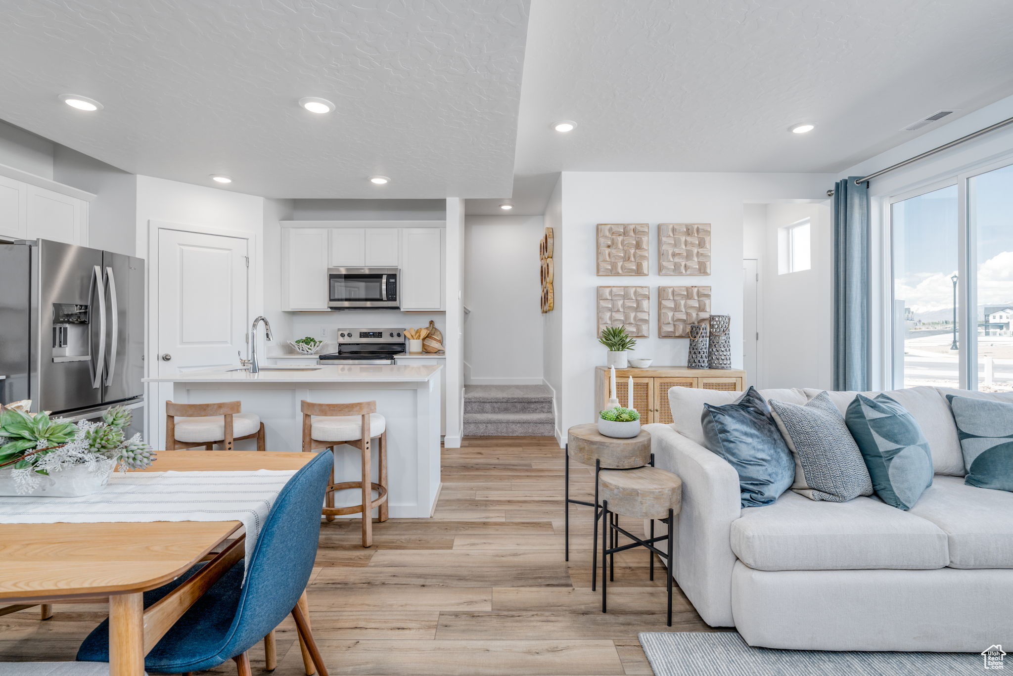 SUMMER SPRINGS - Residential