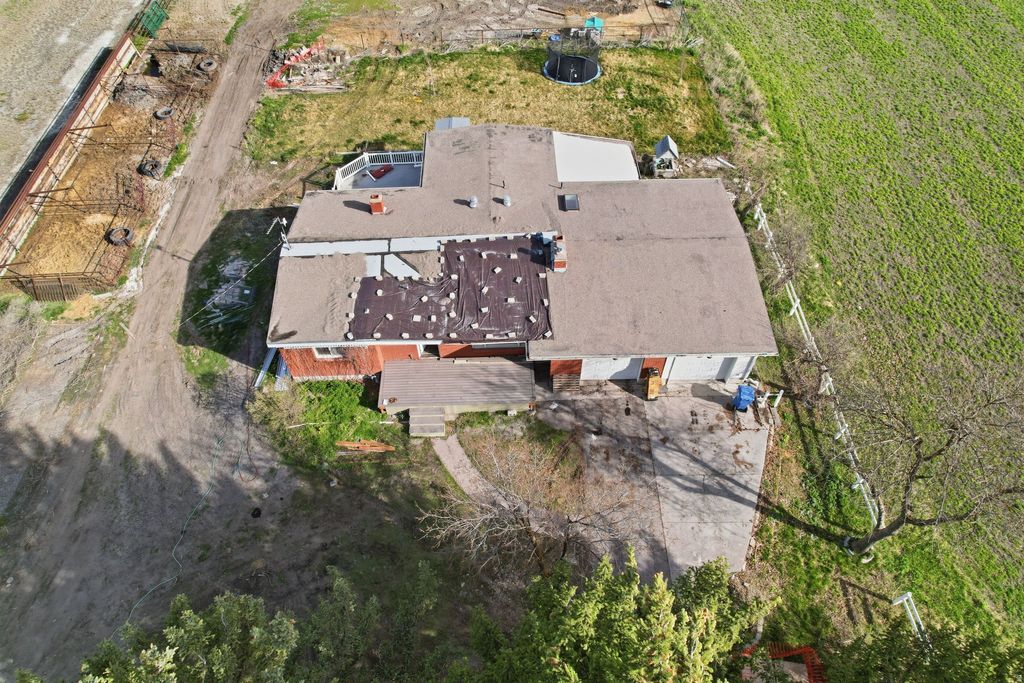 Photo of 2305 W 2200 S, Wellsville, UT 84339 (MLS # 2145661)