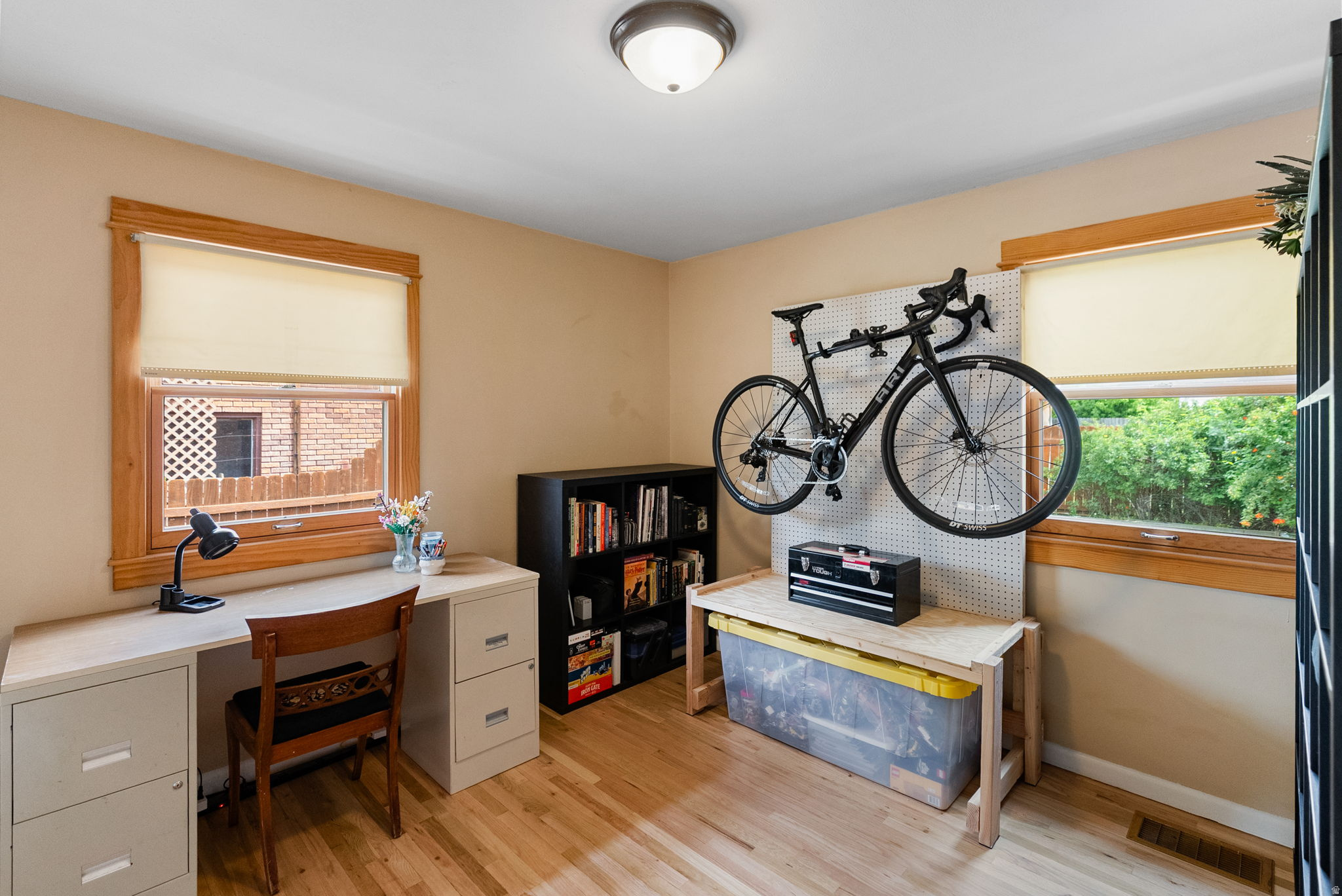 HILLCREST - Residential