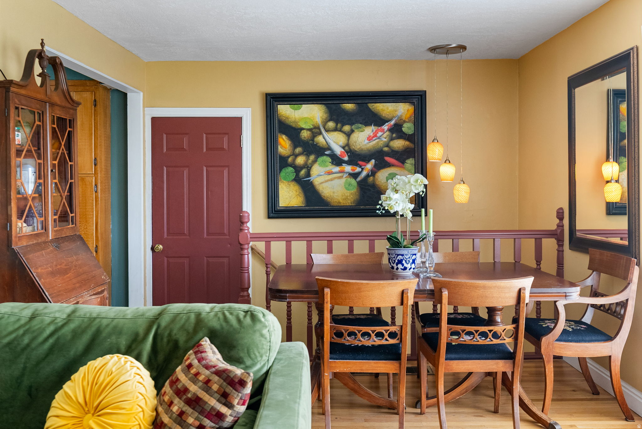 HILLCREST - Residential