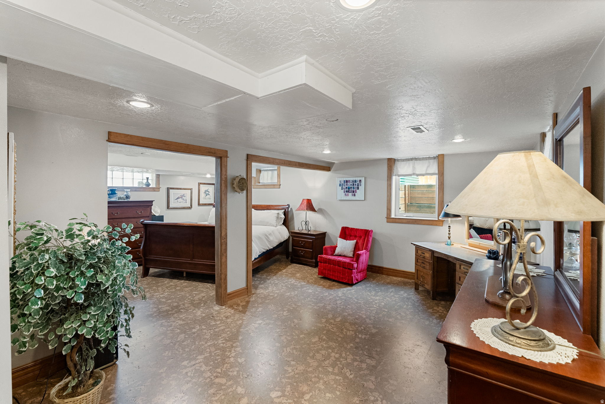 HILLCREST - Residential