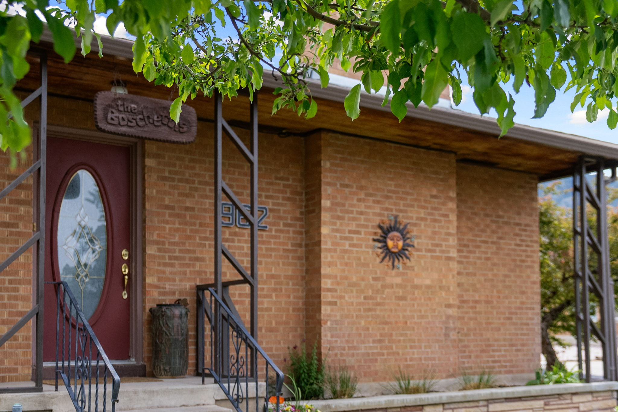 HILLCREST - Residential