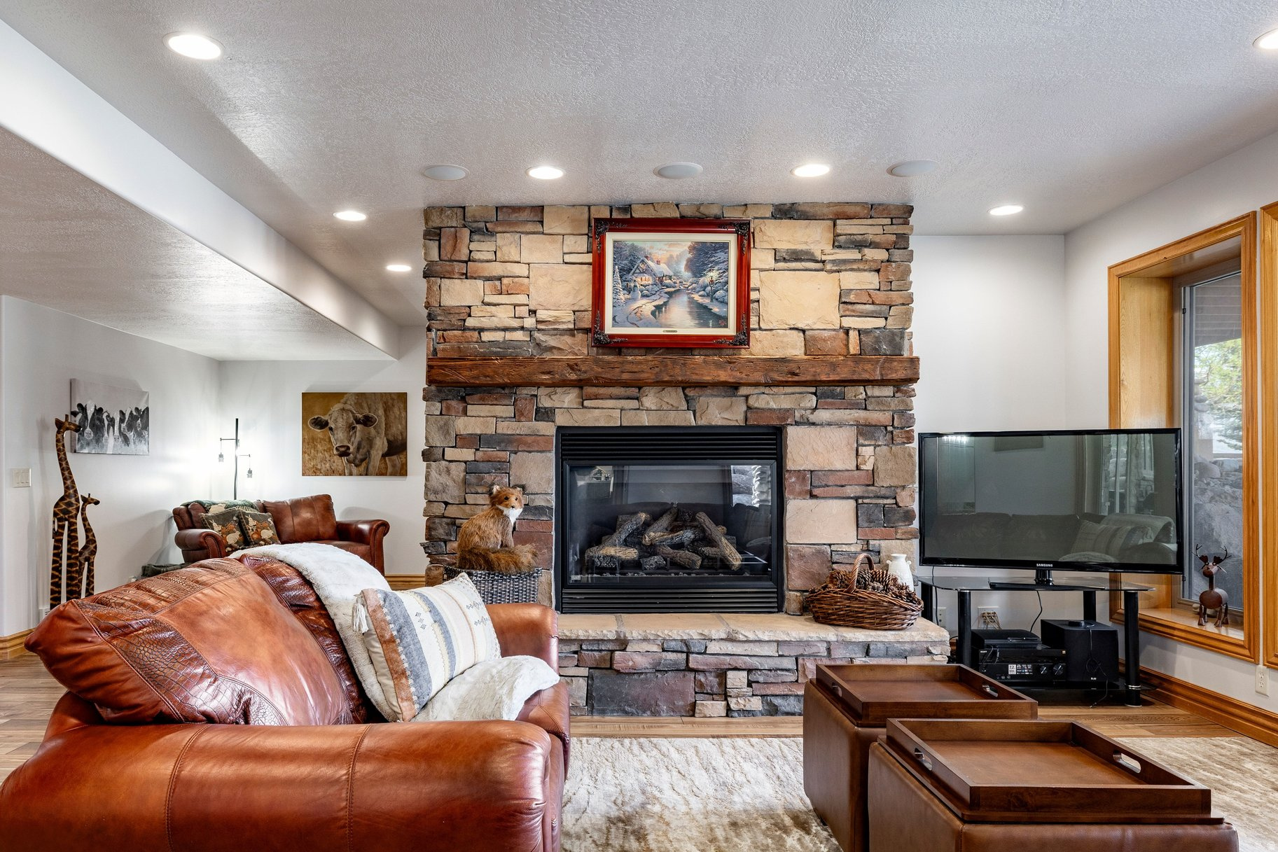 EAGLE RIDGE - Residential