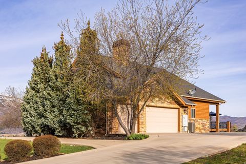 Tiny photo for 3710 N FOOTHILL LN, Eden, UT 84310 (MLS # 2147601)