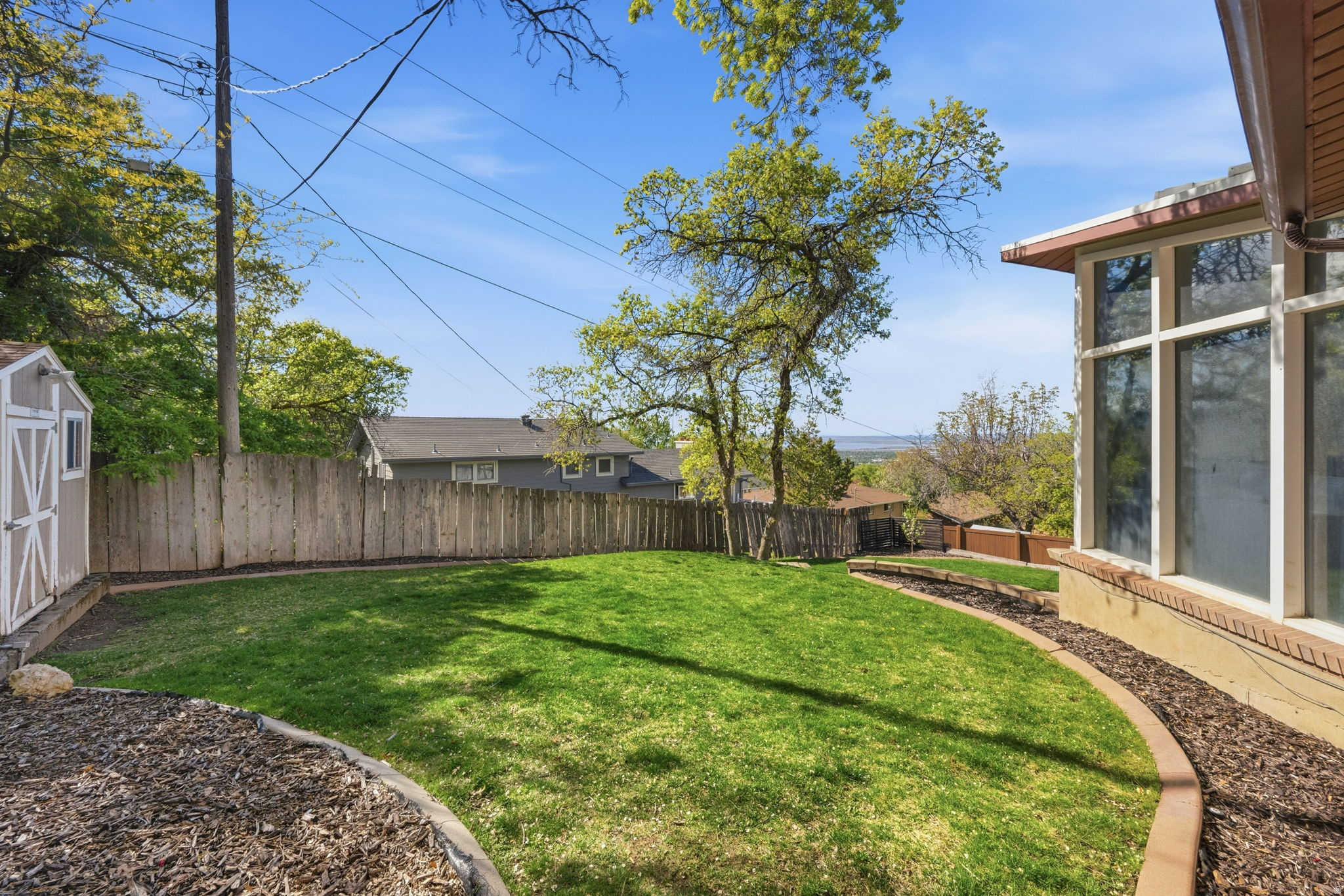 OAKRIDGE MANOR SUBDI - Residential