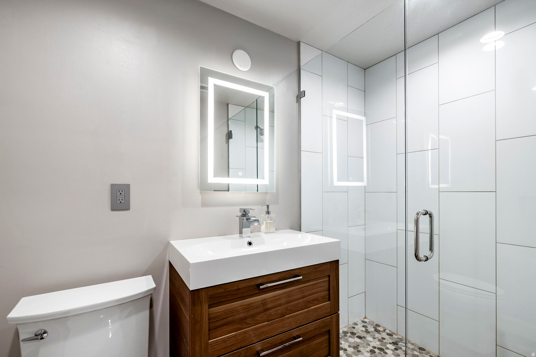 PINEBROOK - Residential