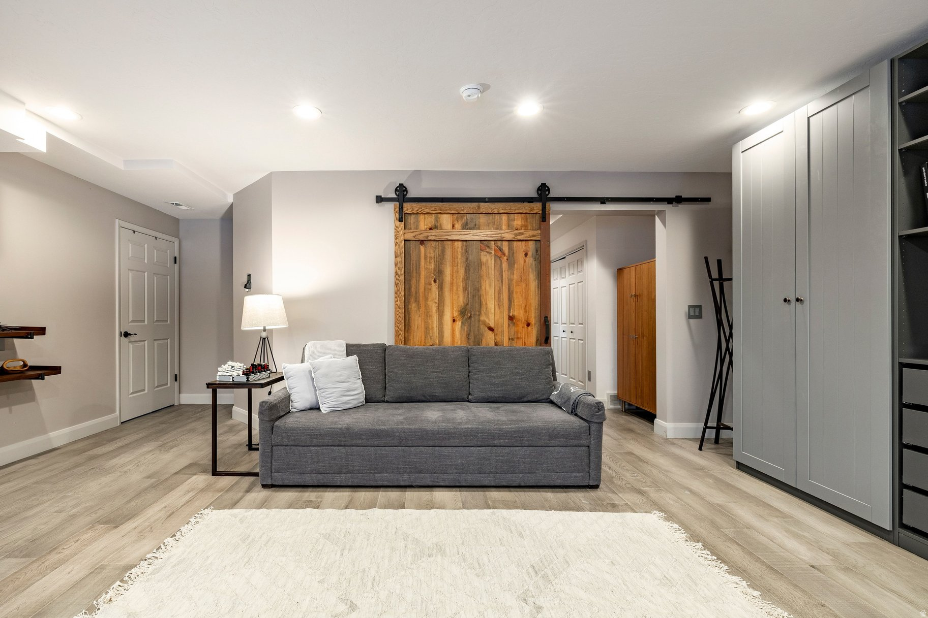 PINEBROOK - Residential