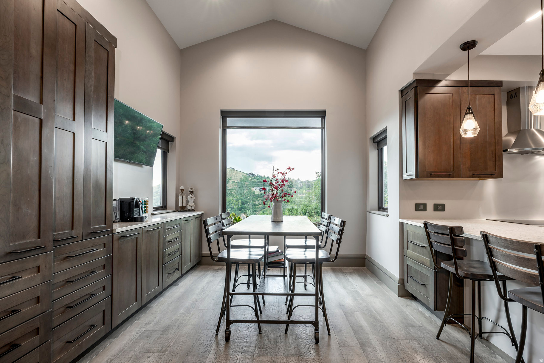 PINEBROOK - Residential