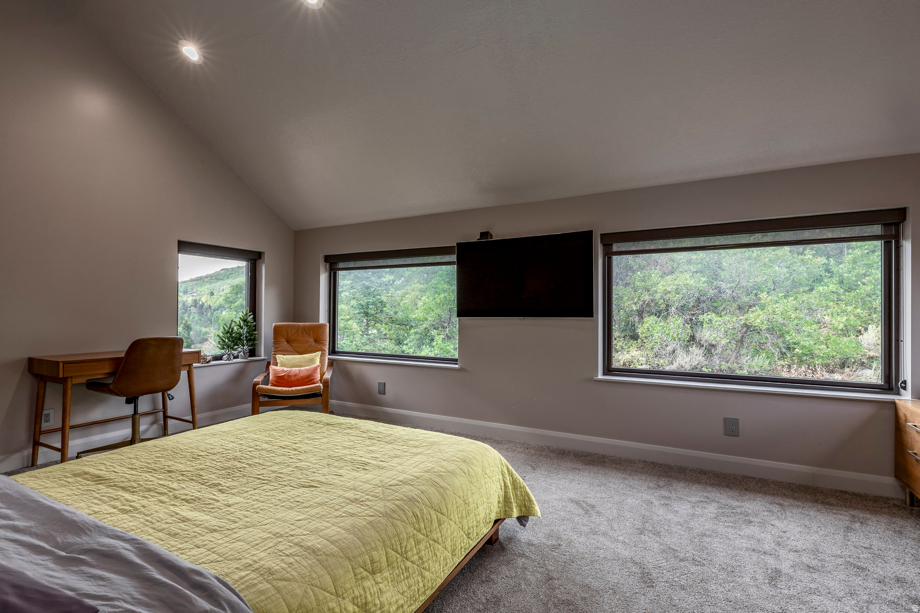 PINEBROOK - Residential