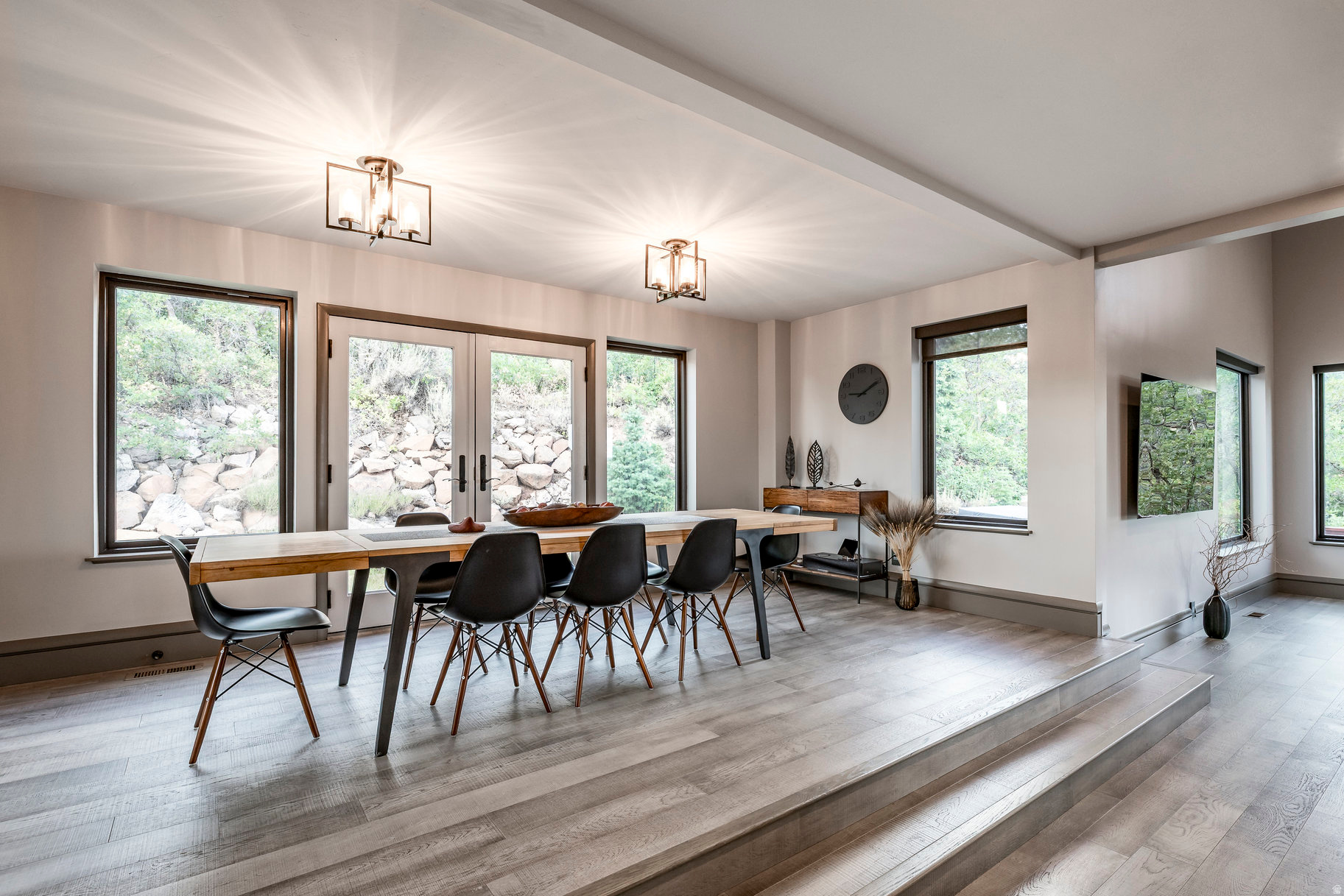 PINEBROOK - Residential