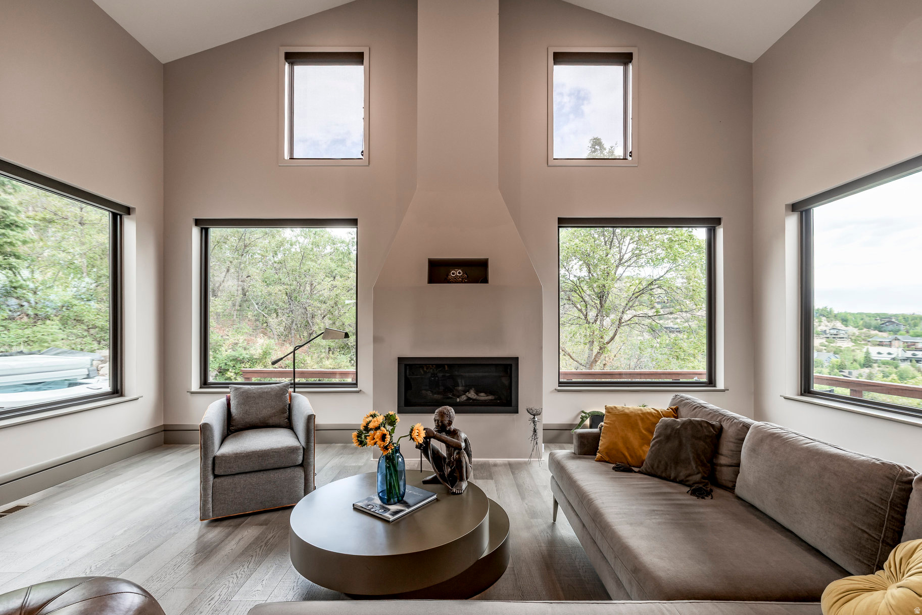 PINEBROOK - Residential