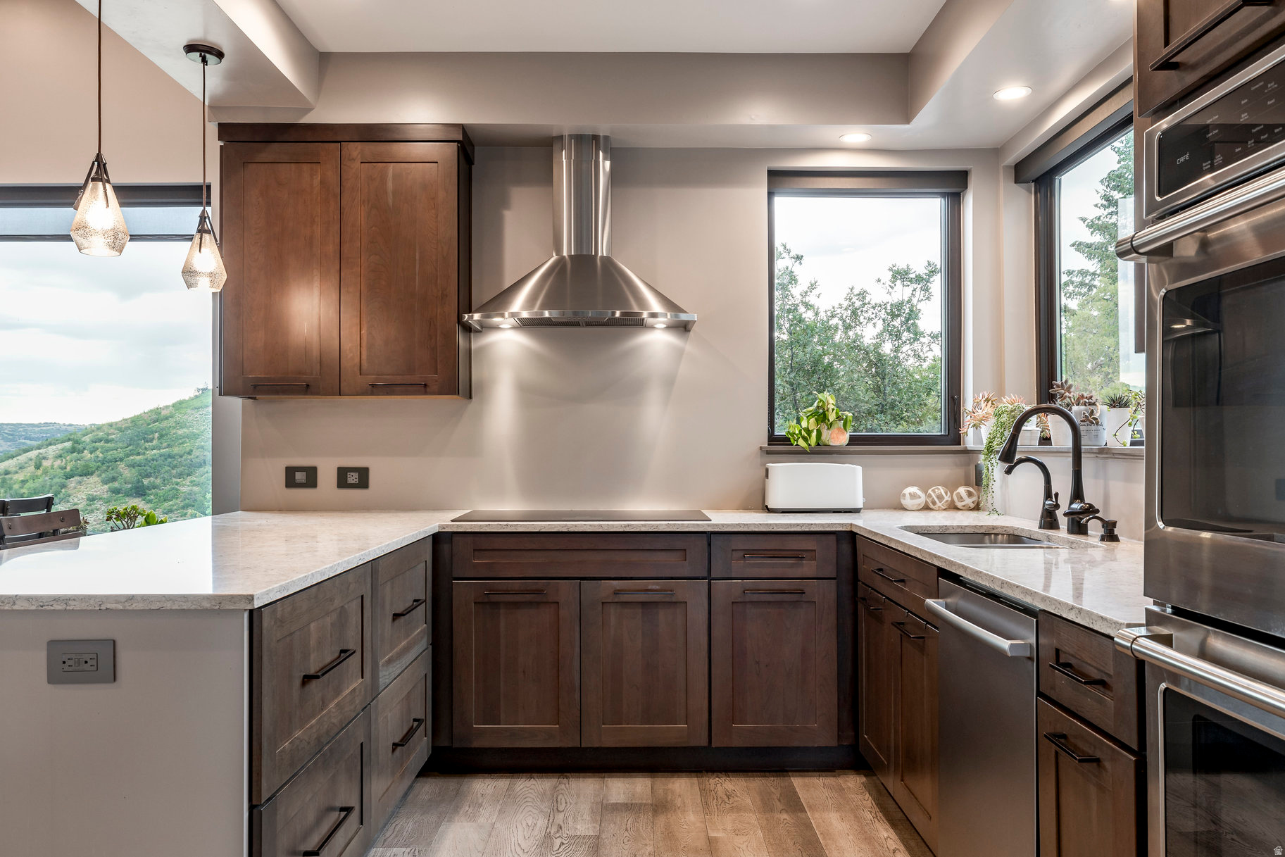 PINEBROOK - Residential